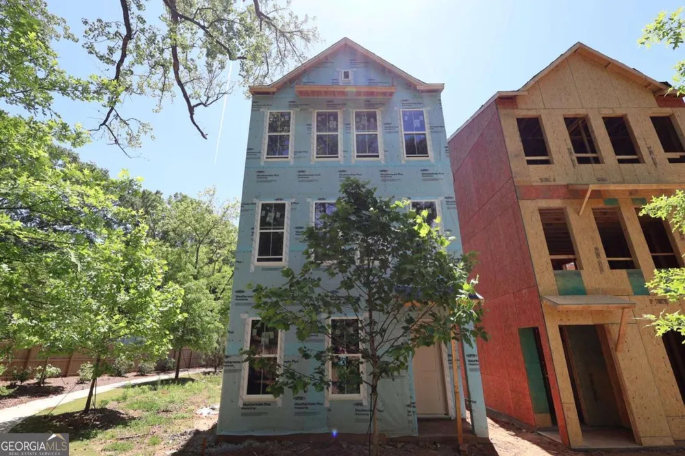 642 Memphis DR Scottdale, GA 30079