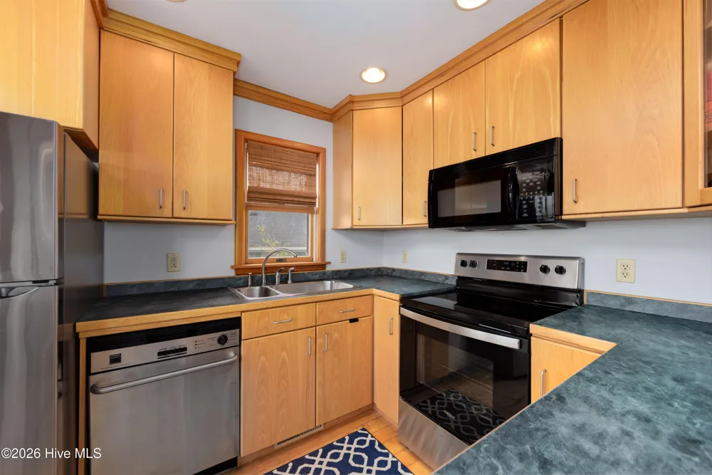 103 Sir John White Court Kill Devil Hills, NC 27948