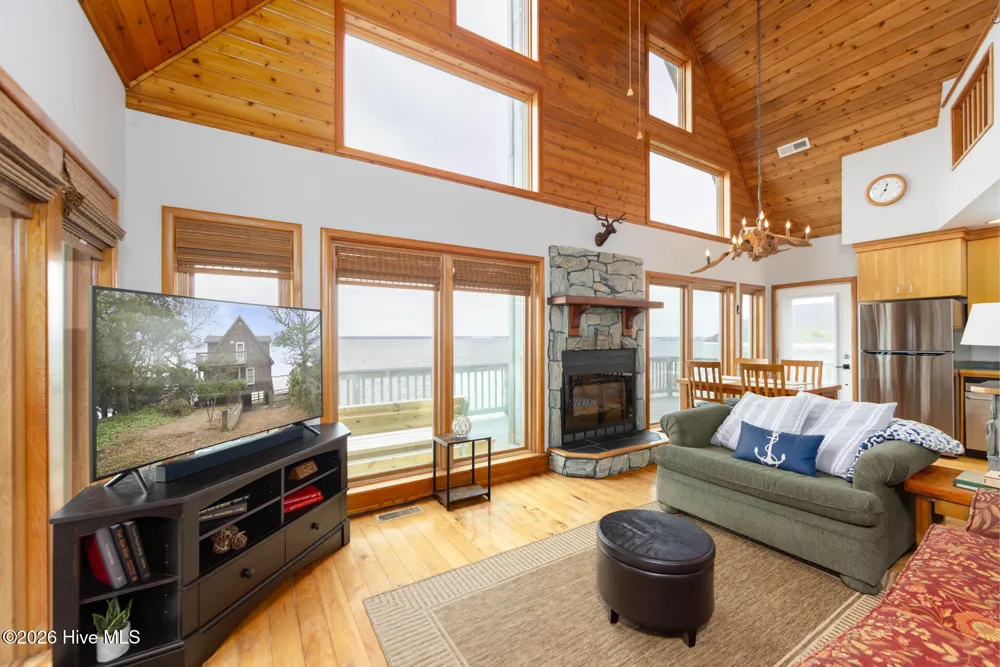 103 Sir John White Court Kill Devil Hills, NC 27948