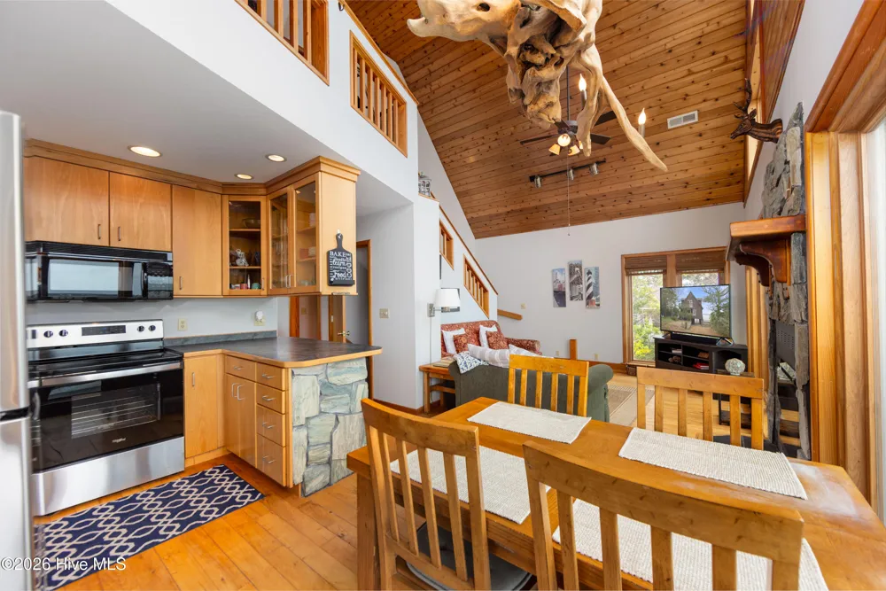 103 Sir John White Court Kill Devil Hills, NC 27948