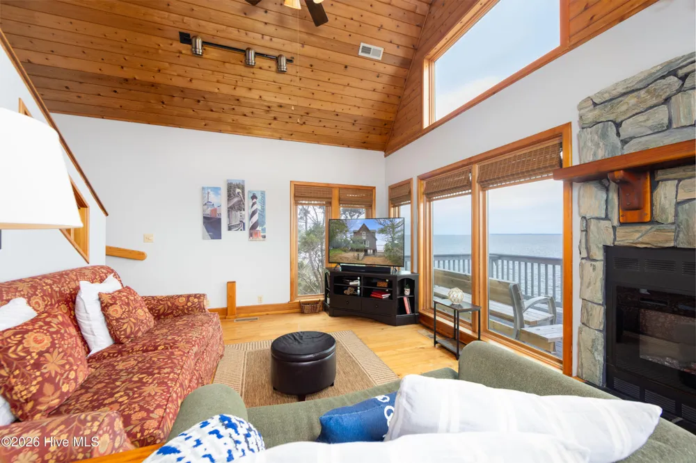 103 Sir John White Court Kill Devil Hills, NC 27948