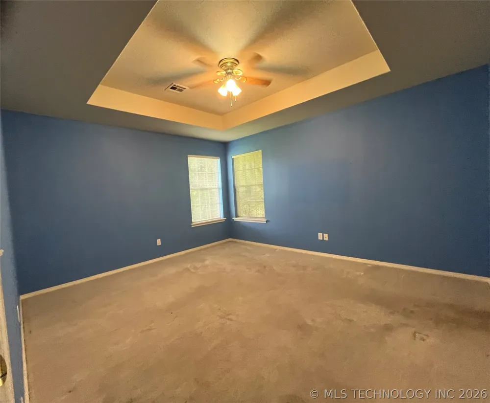 1331 E Bryan Avenue Sapulpa, OK 74066