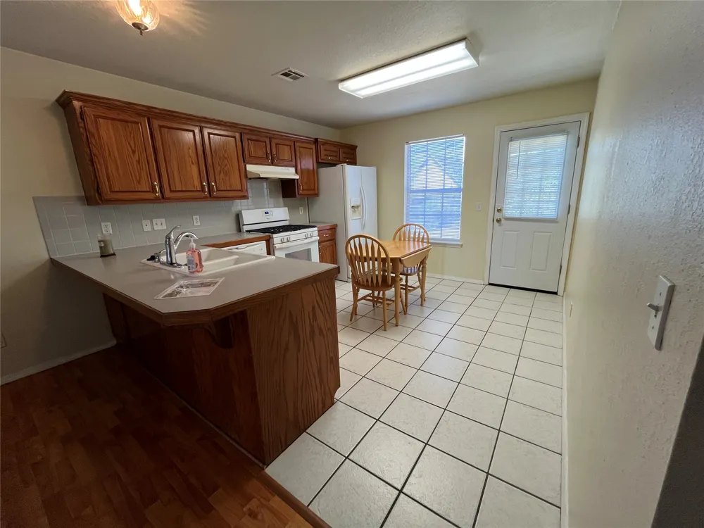 1331 E Bryan Avenue Sapulpa, OK 74066