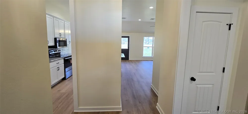 529 E Oak Tree Avenue Perkins, OK 74059