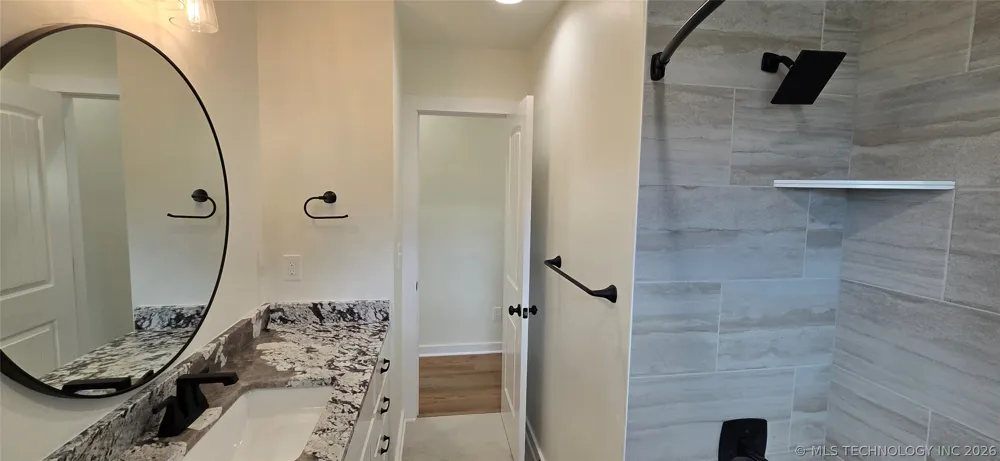 529 E Oak Tree Avenue Perkins, OK 74059