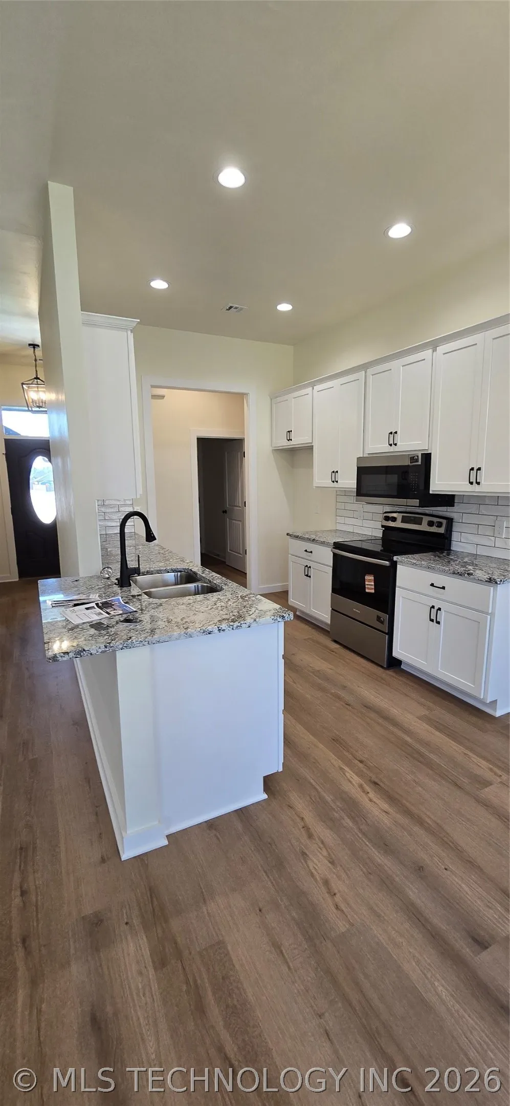 529 E Oak Tree Avenue Perkins, OK 74059
