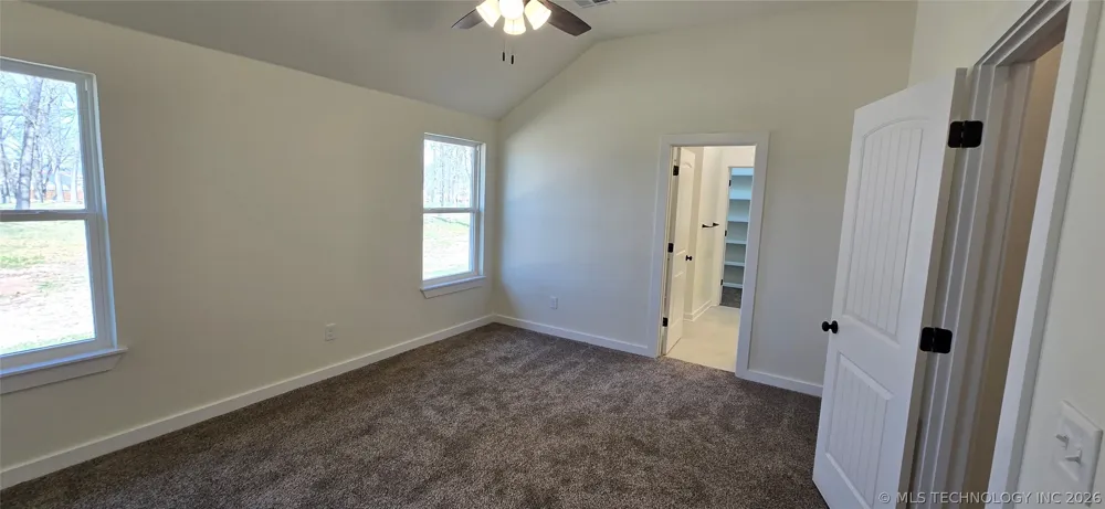 529 E Oak Tree Avenue Perkins, OK 74059