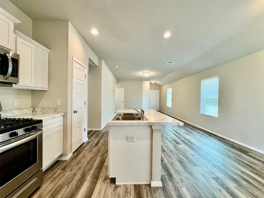 8721 E 161st Place S Bixby, OK 74008