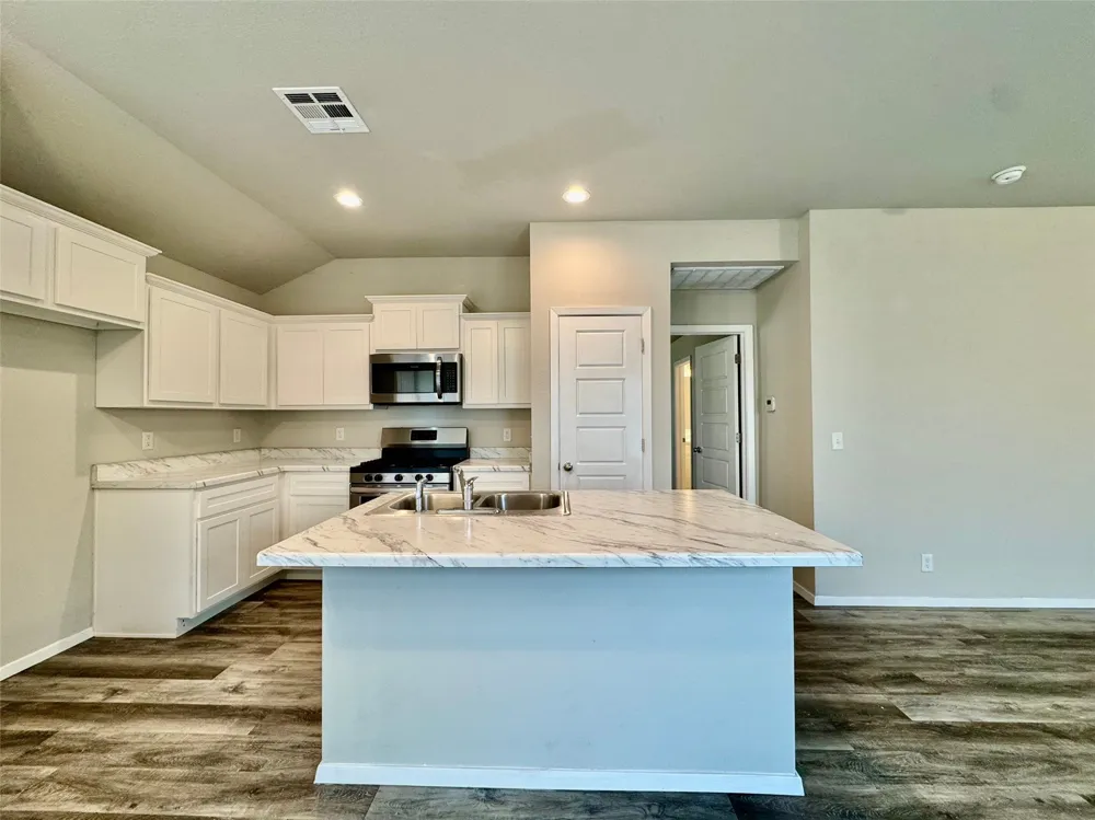 8721 E 161st Place S Bixby, OK 74008