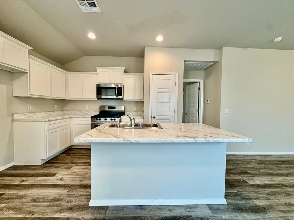 8721 E 161st Place S Bixby, OK 74008