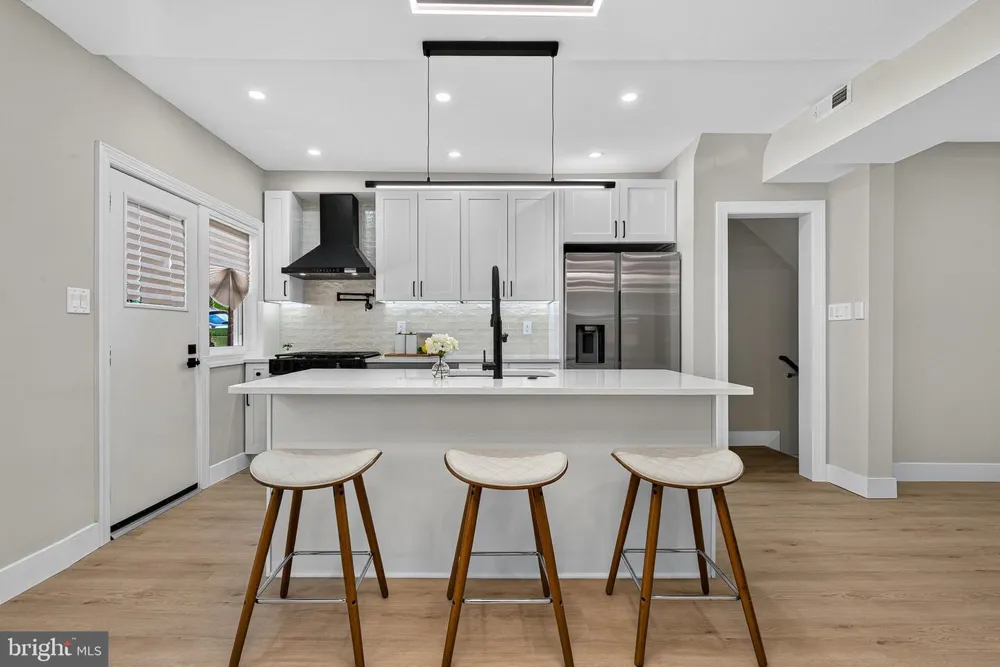 2423 W COLD SPRING LANE Baltimore, MD 21215