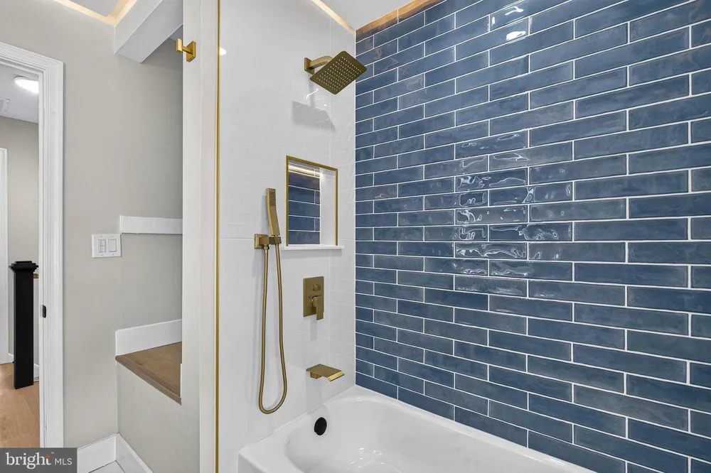 2423 W COLD SPRING LANE Baltimore, MD 21215