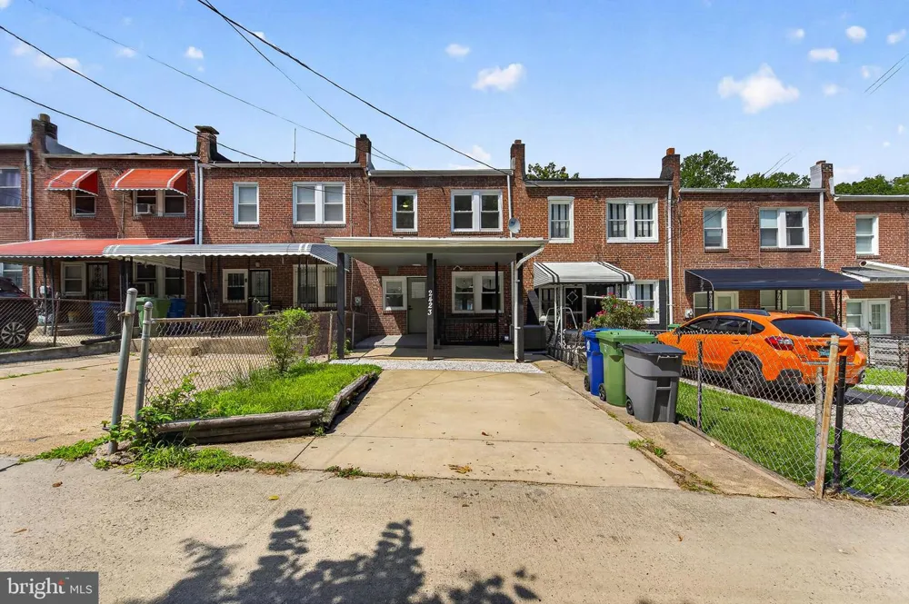 2423 W COLD SPRING LANE Baltimore, MD 21215