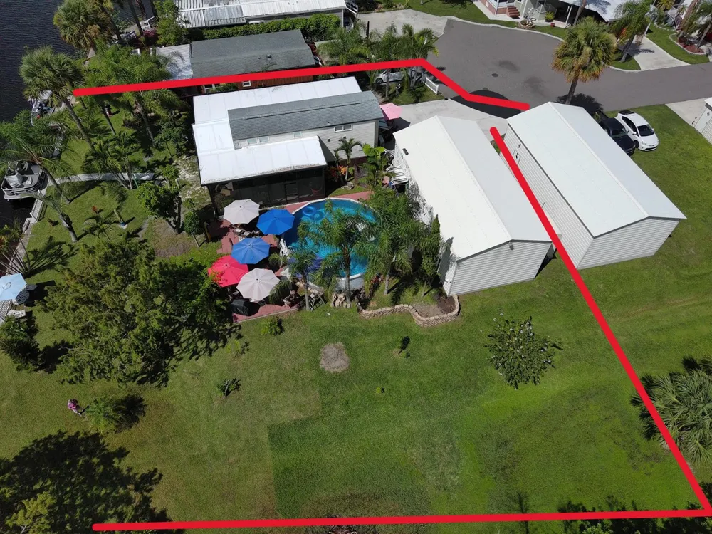 70 Turtle Cove Okeechobee, FL 34974