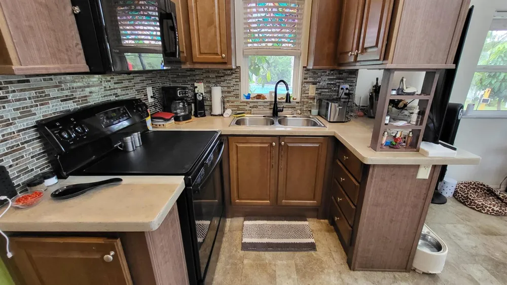 70 Turtle Cove Okeechobee, FL 34974