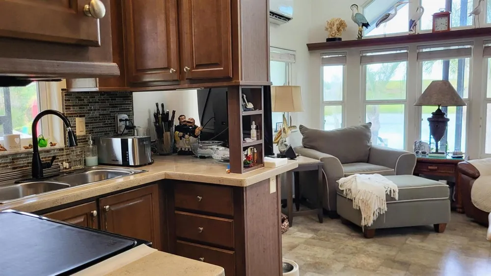 70 Turtle Cove Okeechobee, FL 34974
