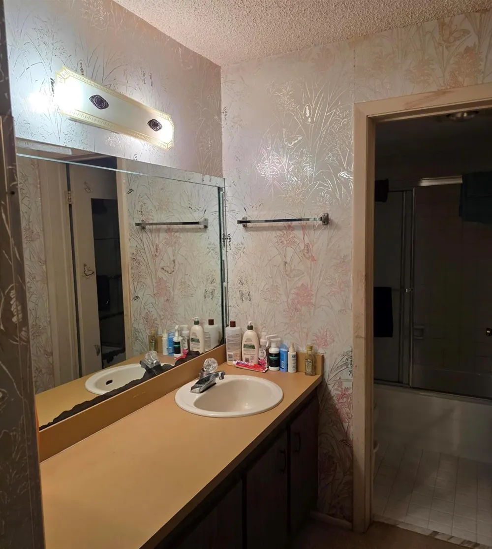 1891 SW 81ST AVENUE #211 North Lauderdale, FL 33068