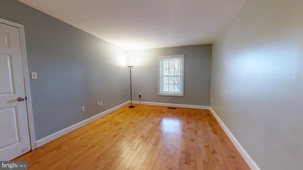 951 S ROLFE STREET #1 Arlington, VA 22204