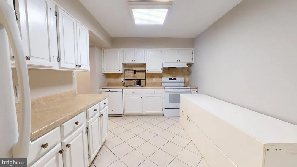 951 S ROLFE STREET #1 Arlington, VA 22204
