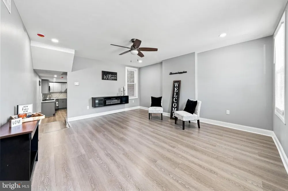 1205 OAK STREET Wilmington, DE 19805