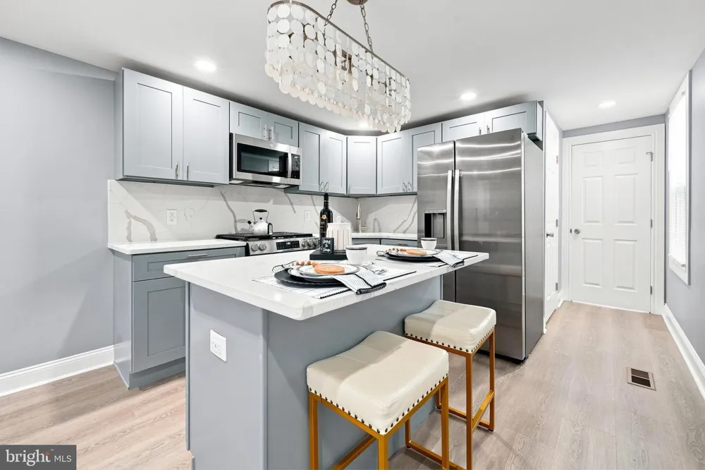 1205 OAK STREET Wilmington, DE 19805