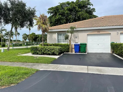 1810 SW 114th Terrace