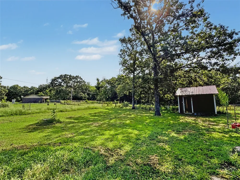 24737 E Cobbs Corner Road Tahlequah, OK 74464