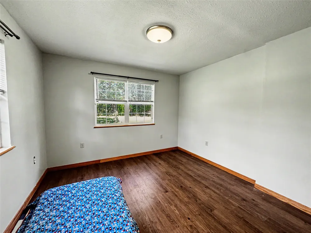 24737 E Cobbs Corner Road Tahlequah, OK 74464