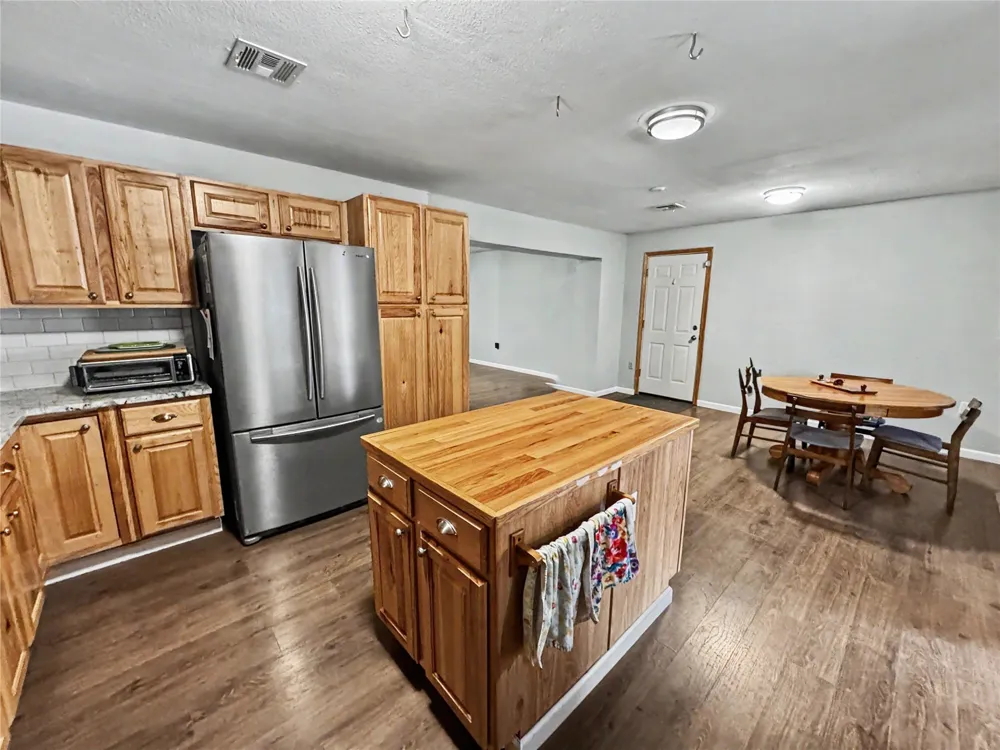 24737 E Cobbs Corner Road Tahlequah, OK 74464