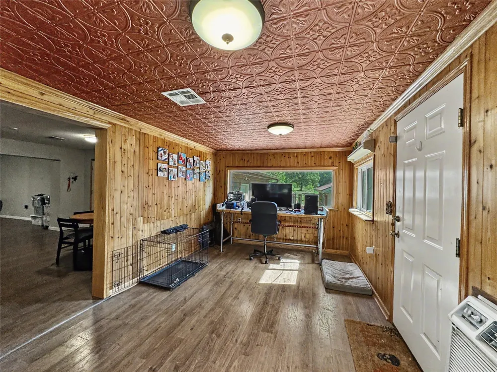 24737 E Cobbs Corner Road Tahlequah, OK 74464