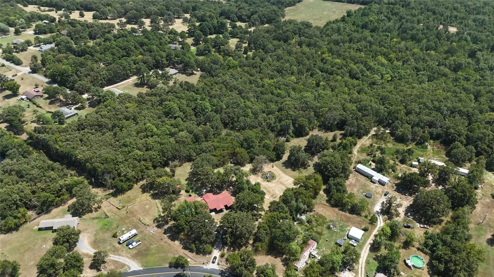 24737 E Cobbs Corner Road Tahlequah, OK 74464