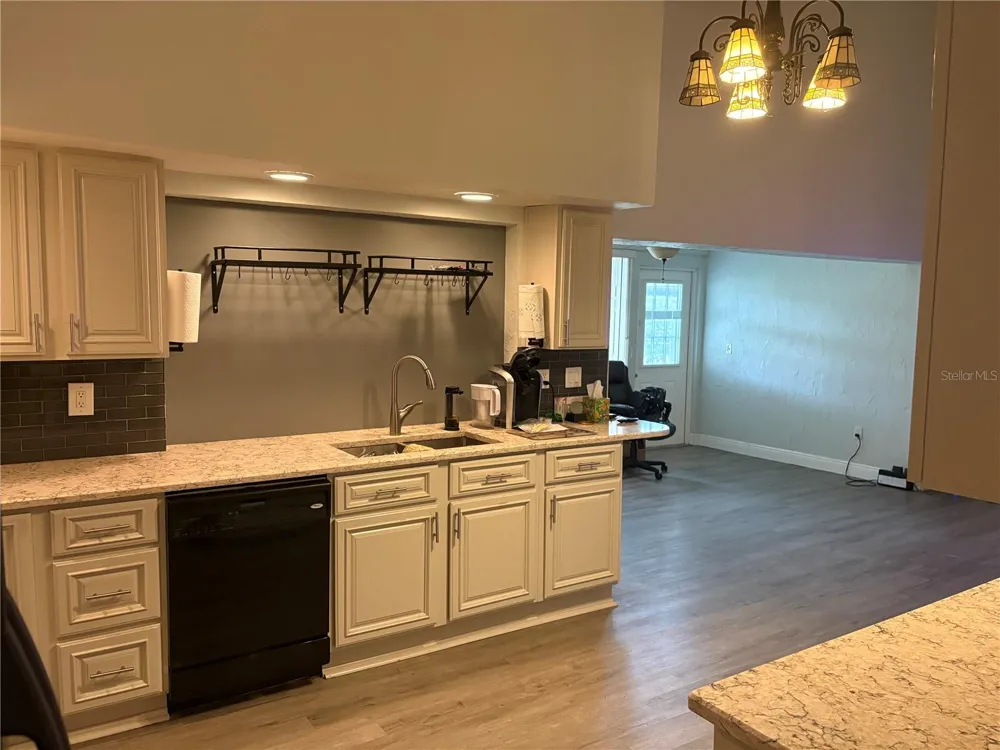 2101 SUNSET POINT ROAD #2105 Clearwater, FL 33765