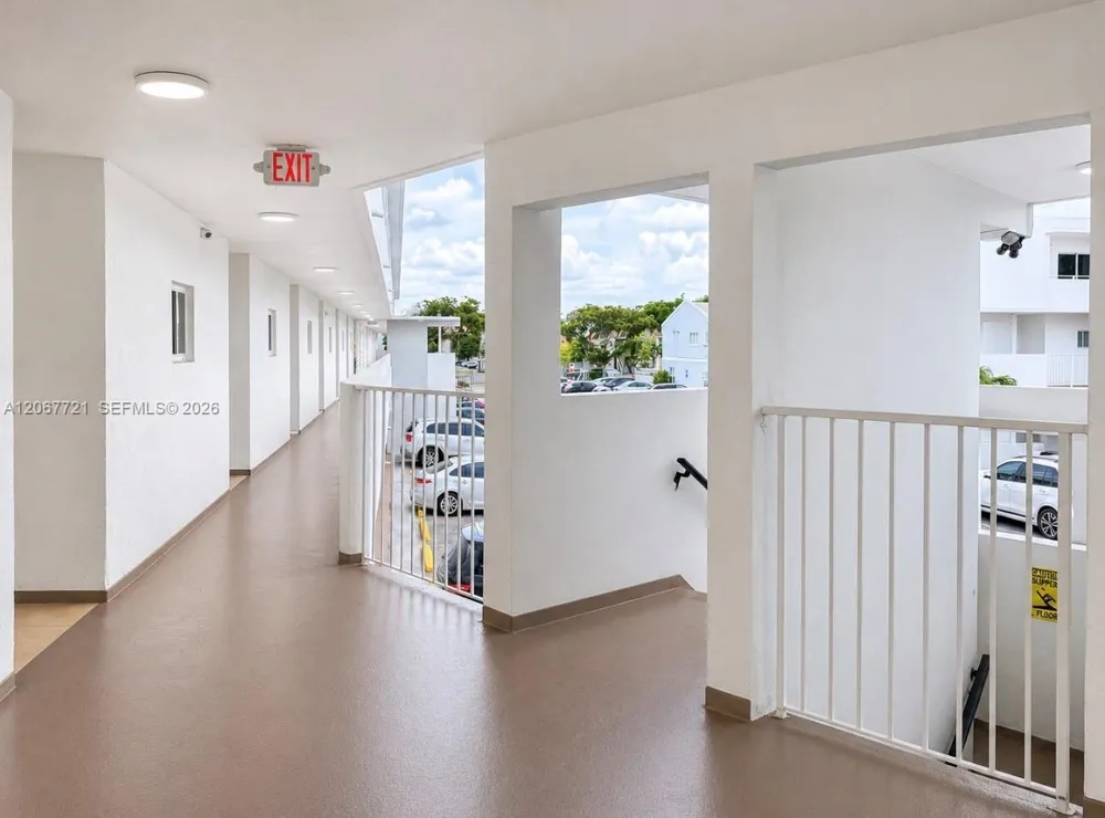 5611 W 25th Ct #8A Hialeah, FL 33016