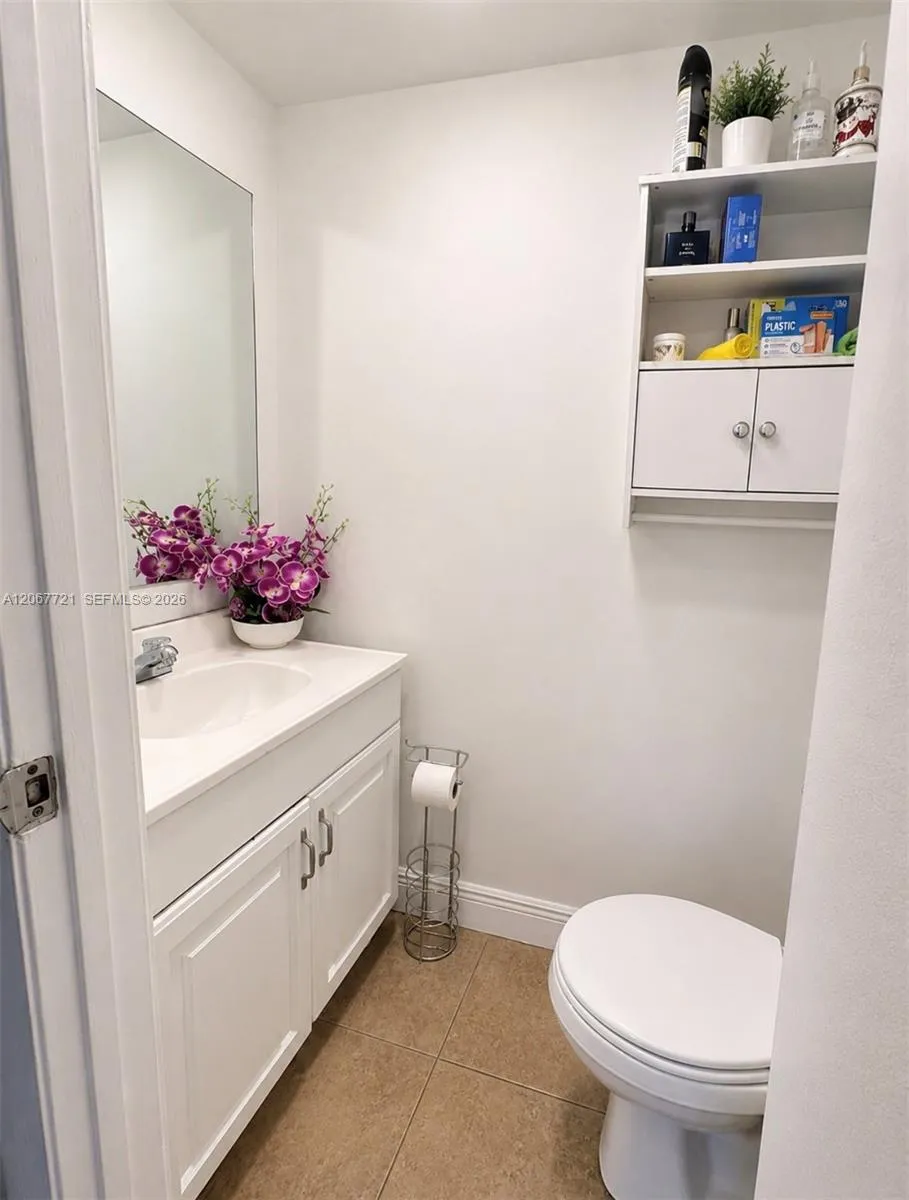 5611 W 25th Ct #8A Hialeah, FL 33016