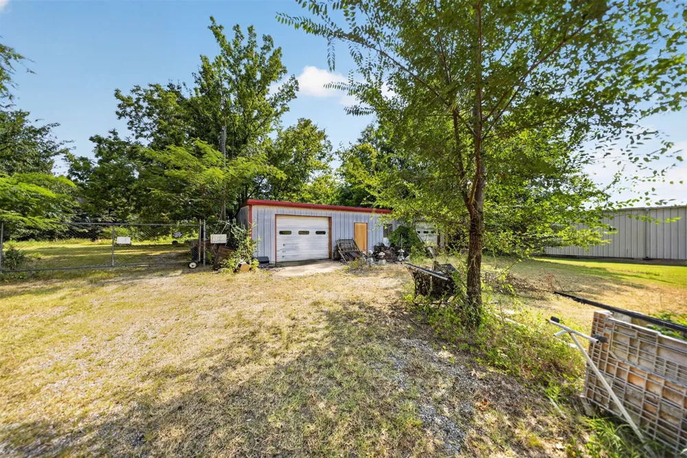 SW 1st Street Pryor, OK 74361
