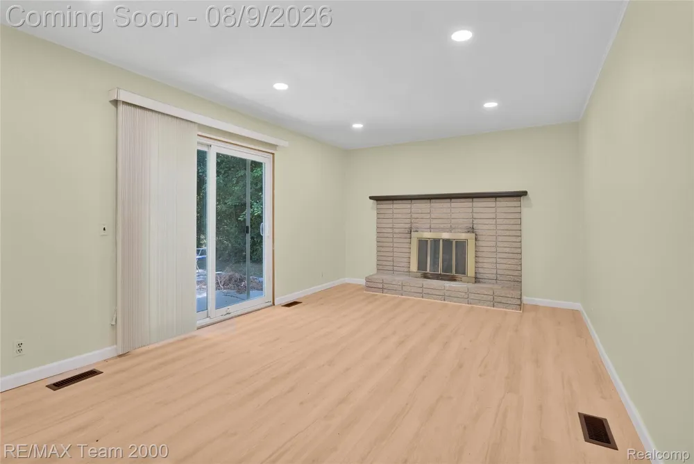 2053 Brookfield Street Canton Charter Township, MI 48188