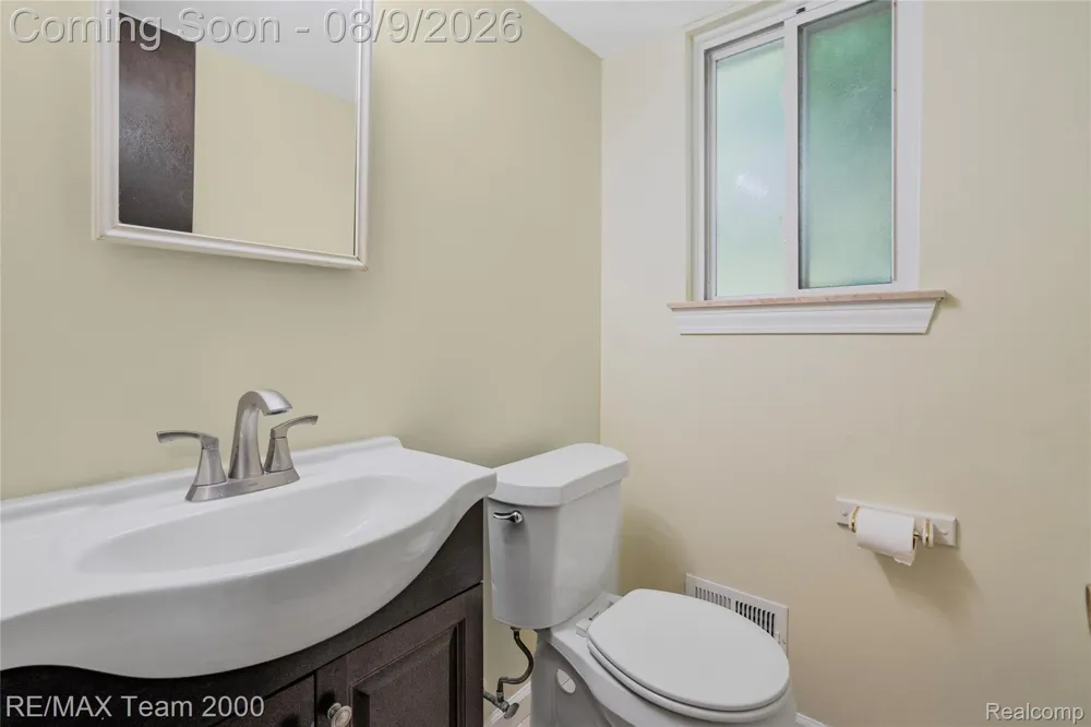 2053 Brookfield Street Canton Charter Township, MI 48188