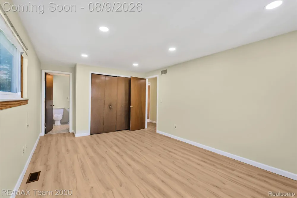 2053 Brookfield Street Canton Charter Township, MI 48188