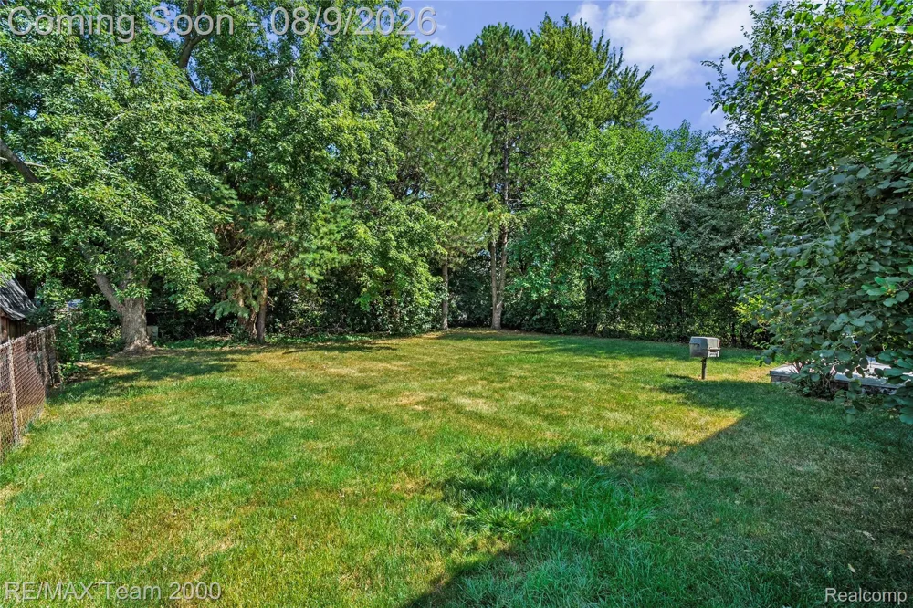 2053 Brookfield Street Canton Charter Township, MI 48188