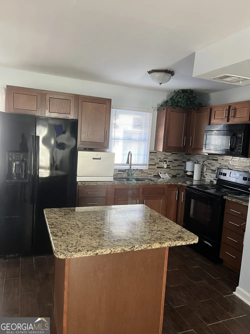 2894 Randall ST East Point, GA 30344