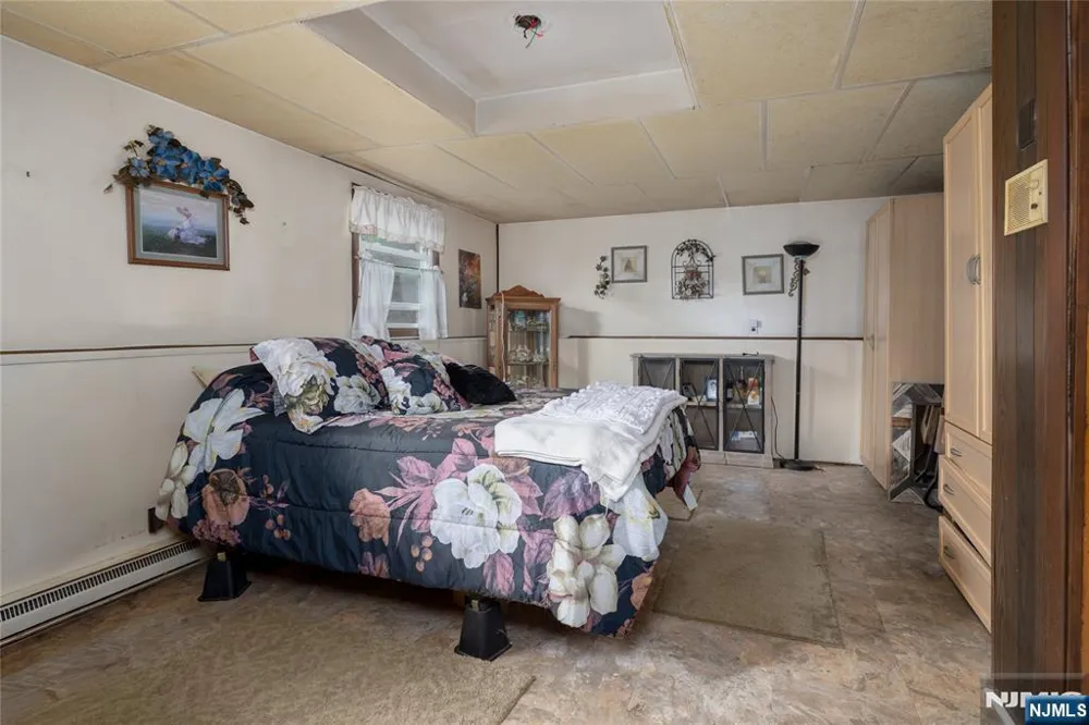 3 Sawmill Road Vernon, NJ 07460