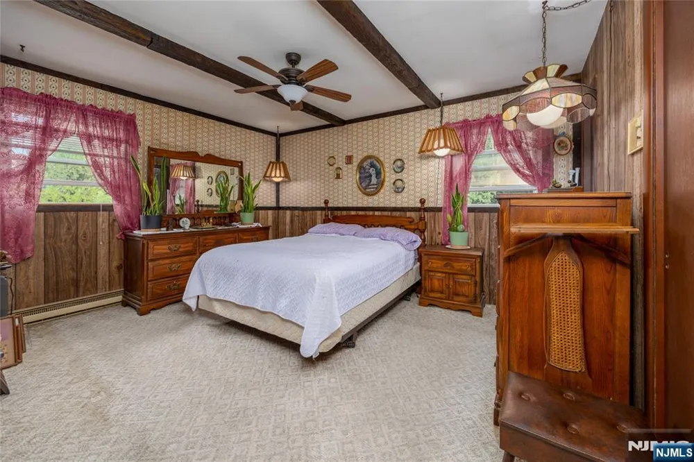 3 Sawmill Road Vernon, NJ 07460