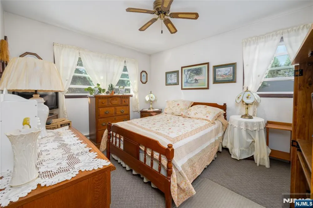 3 Sawmill Road Vernon, NJ 07460
