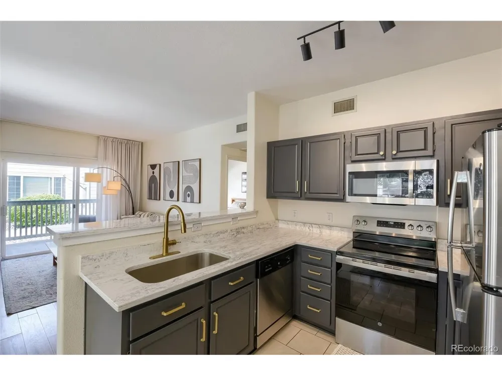 8365 Pebble Creek Way #104 Littleton, CO 80126