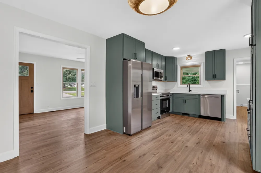 21 Robertson St Mc Ewen, TN 37101