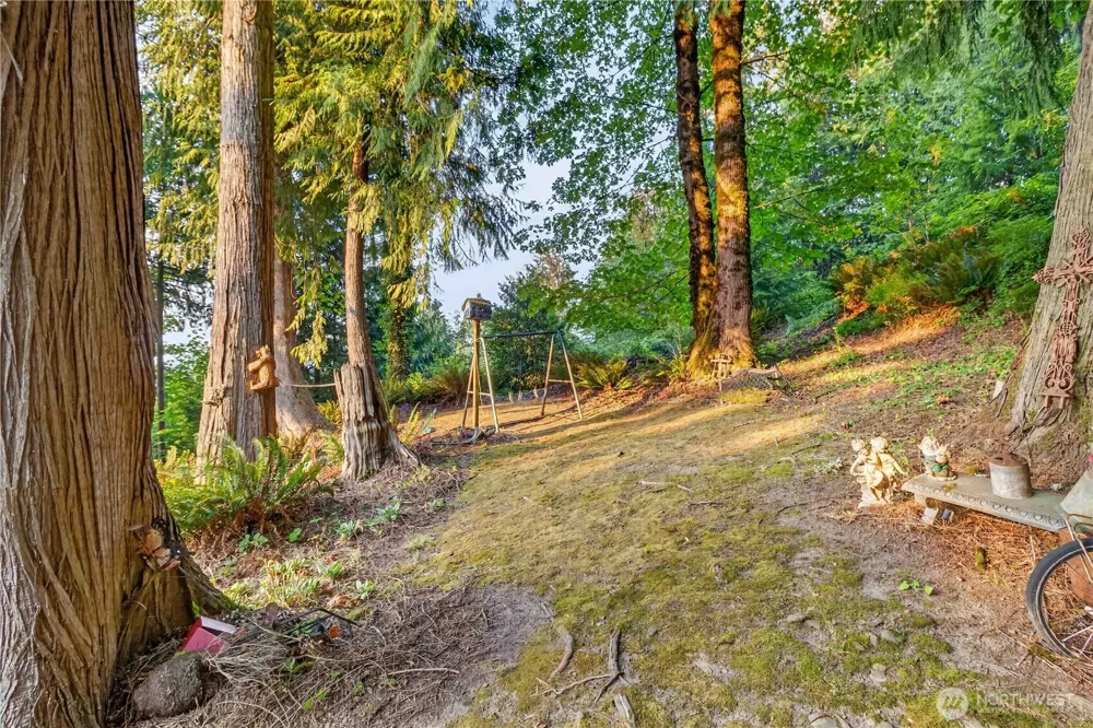 1006 Sandy Bend Road Castle Rock, WA 98611