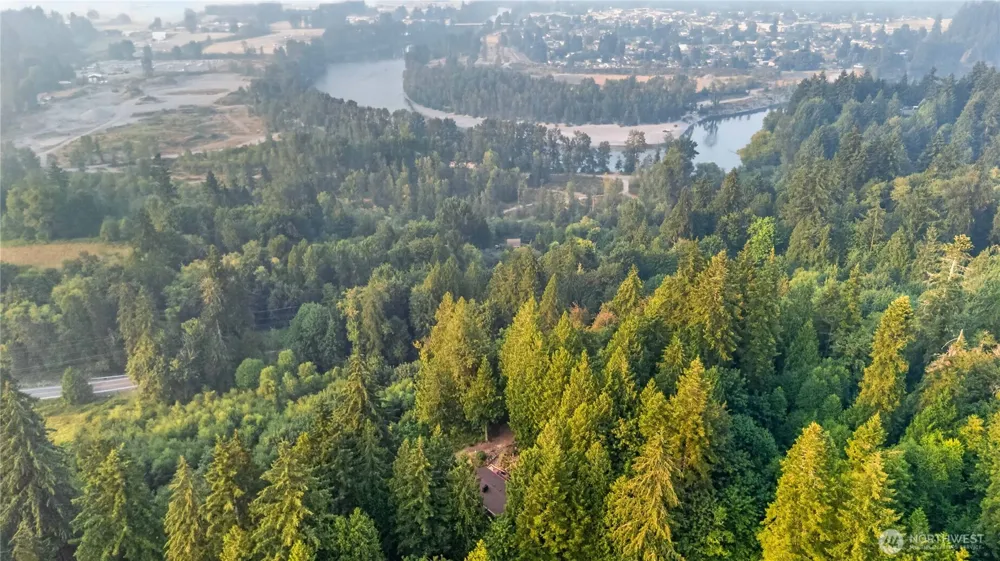 1006 Sandy Bend Road Castle Rock, WA 98611