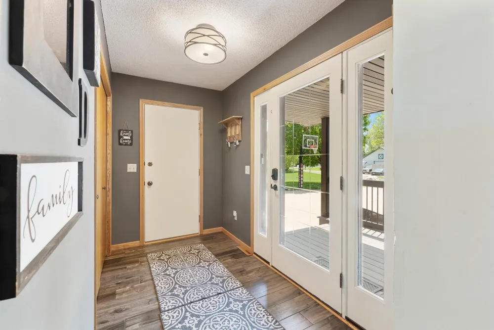 12314 283rd Avenue NW Princeton, MN 55371
