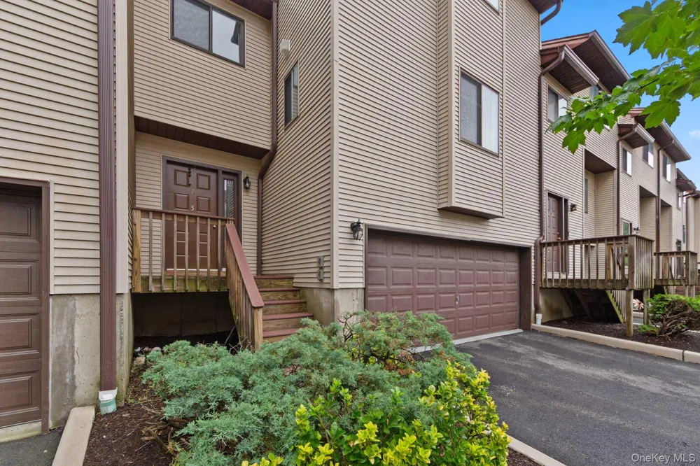 5 Kings Court Nanuet, NY 10954