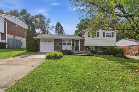 2343 Fairgreen Drive